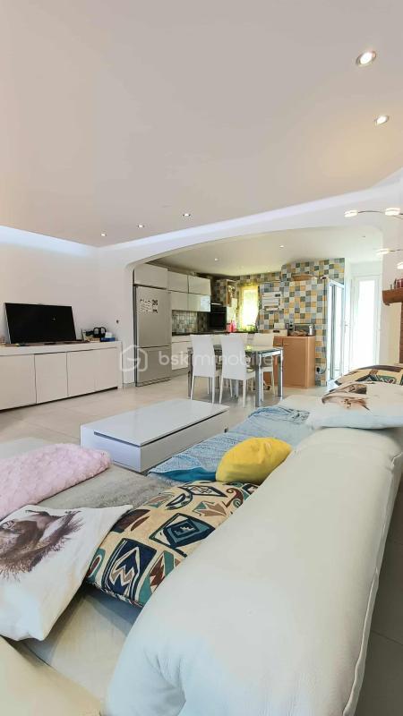 Maison - 120 m² - 5 pièces