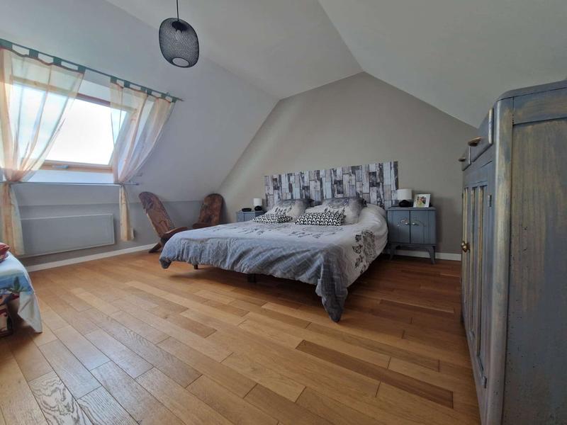 Maison - 158 m² - 8 pièces