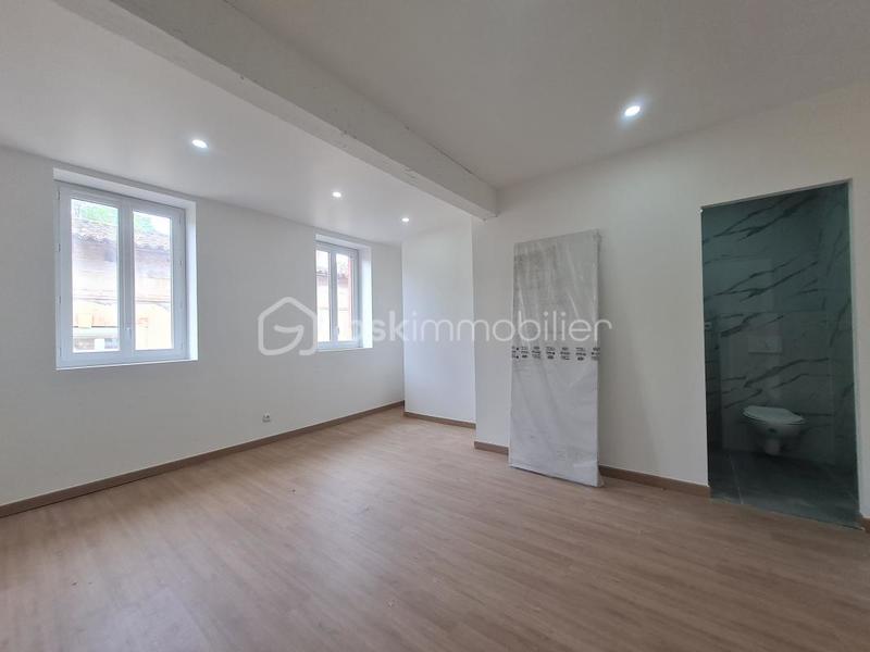 Maison traditionnelle - 100 m² - 4 pièces