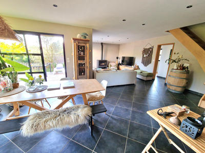 Maison - 165 m² - 6 pièces