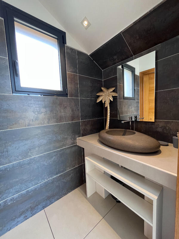 Appartement - 162 m² - 5 pièces