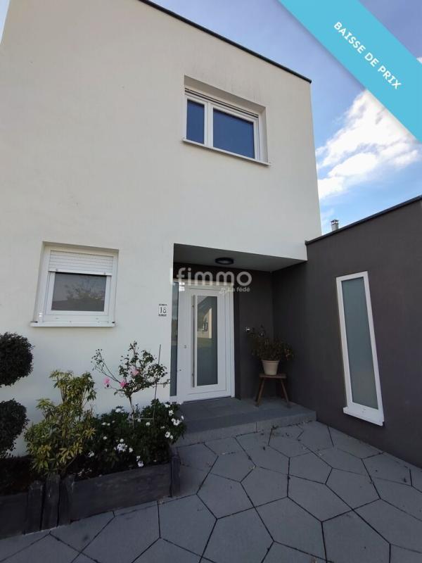 Maison - 102 m² - 5 pièces