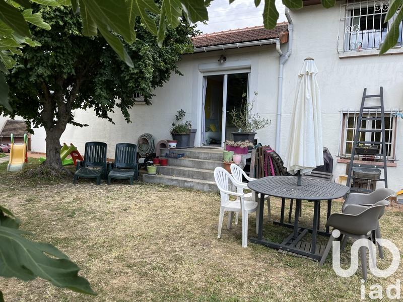 Maison - 102 m² - 5 pièces