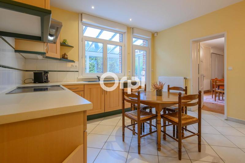 Maison - 215 m² - 7 pièces