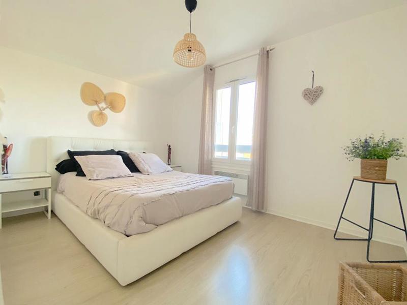 Maison - 111 m² - 5 pièces