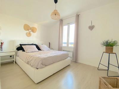 Maison - 111 m² - 5 pièces