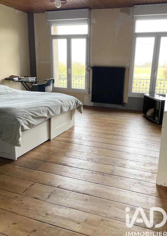 Maison - 379 m² - 10 pièces