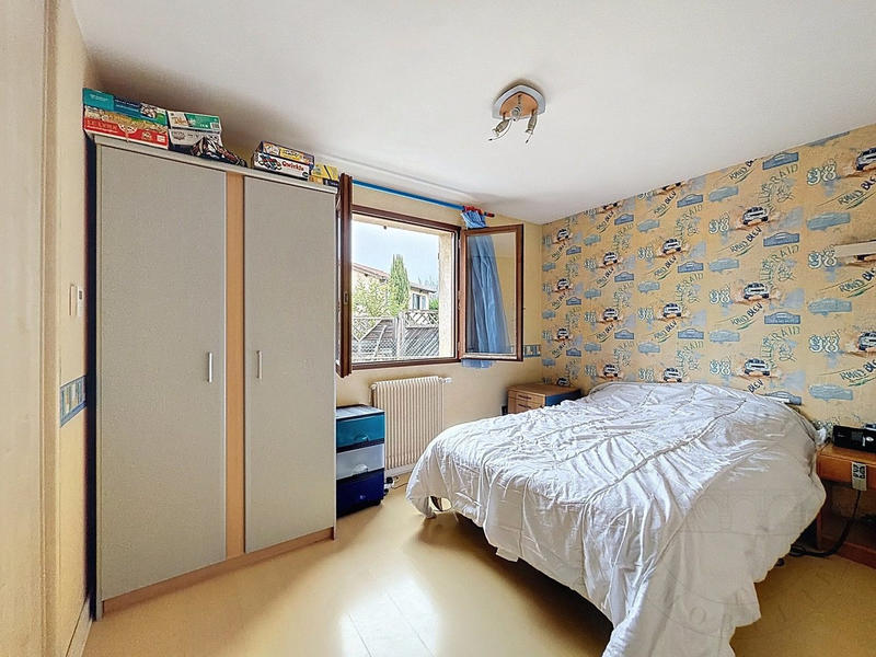 Maison traditionnelle - 122 m² - 6 pièces