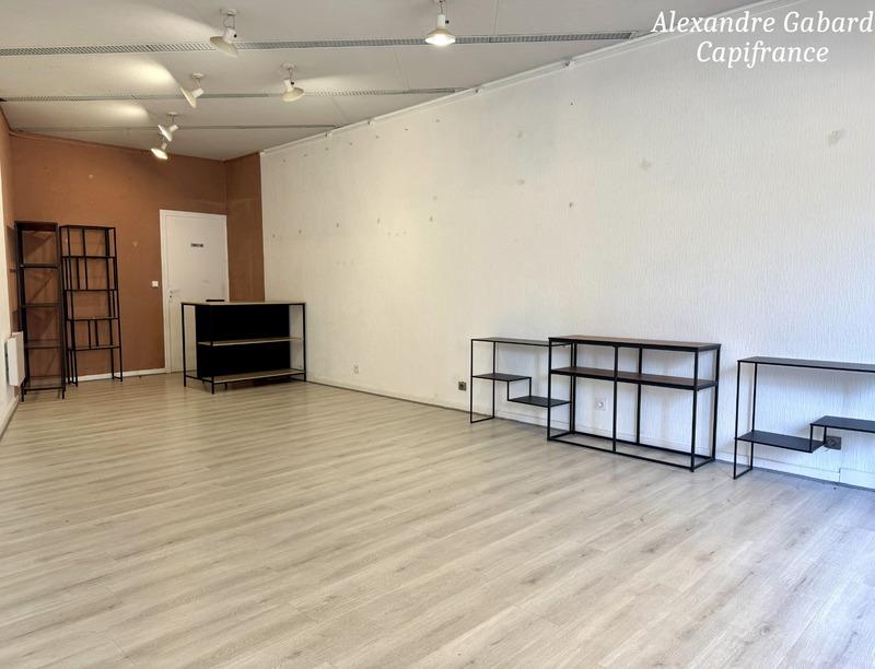 Immeuble - 138 m² - 7 pièces