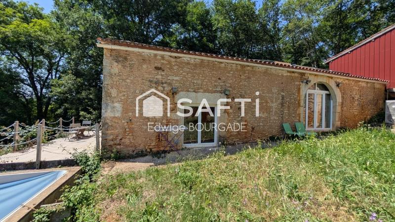 Maison - 230 m² - 4 pièces