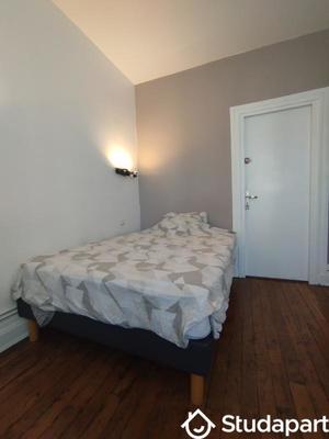 Chambre - 9 m² - 1 pièce