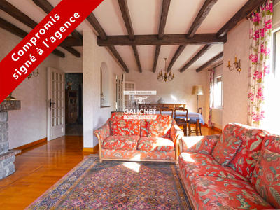 Maison - 191 m² - 5 pièces