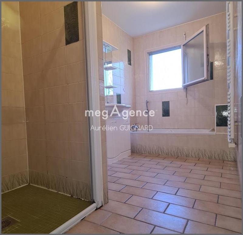 Maison - 100 m² - 6 pièces