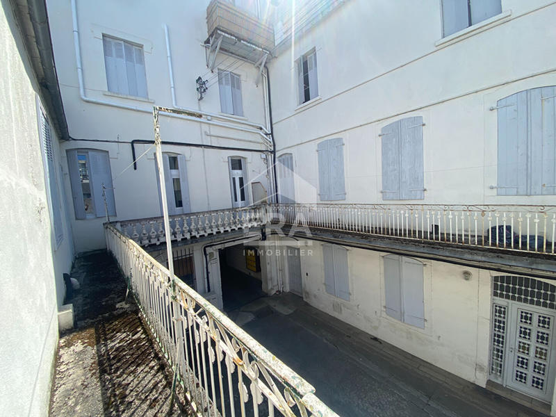 Appartement - 153 m² - 5 pièces