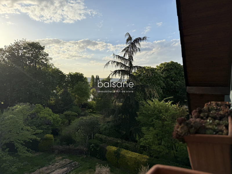 Appartement - 90 m² - 4 pièces