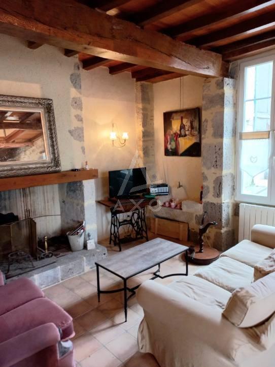 Maison de village - 152 m² - 7 pièces