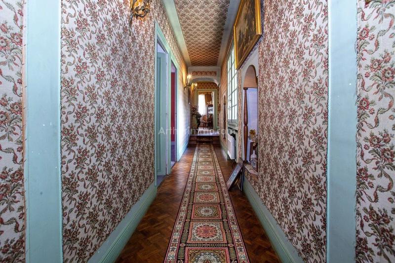 Immeuble - 156 m² - 7 pièces