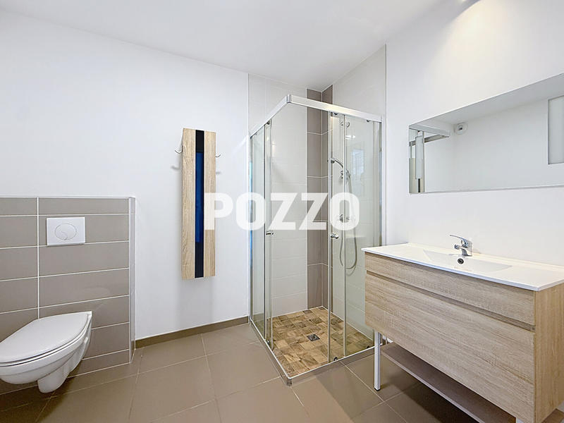 Maison - 97 m² - 5 pièces