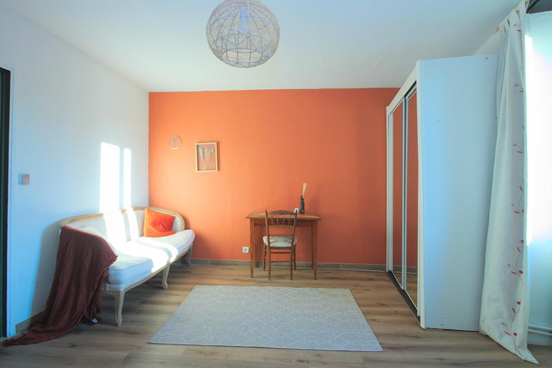 Maison - 207 m² - 7 pièces