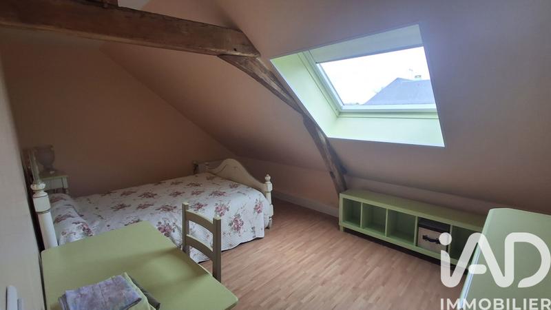 Maison - 270 m² - 11 pièces