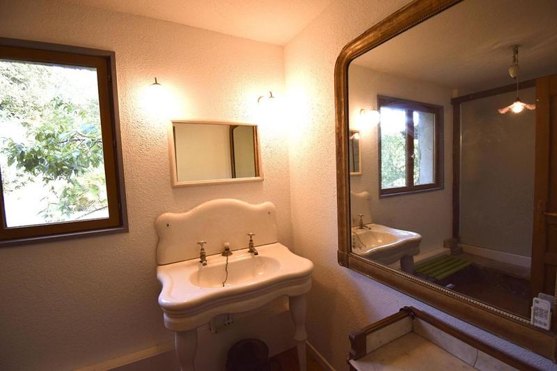 Maison - 195 m² - 7 pièces