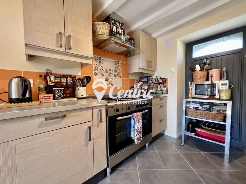 Maison ancienne - 409 m² - 11 pièces