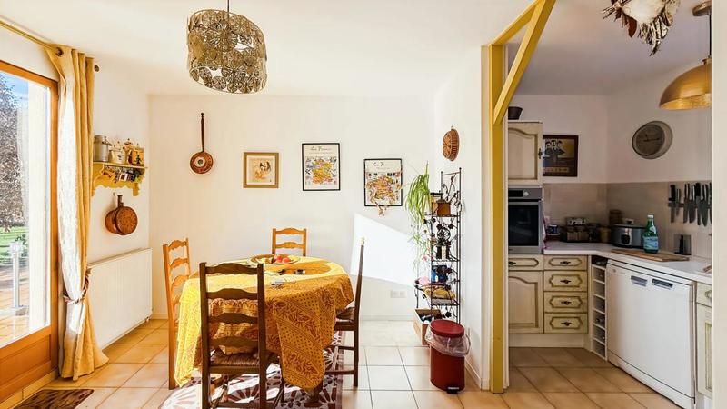 Maison - 100 m² - 4 pièces