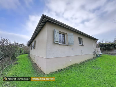 Maison - 105 m² - 5 pièces