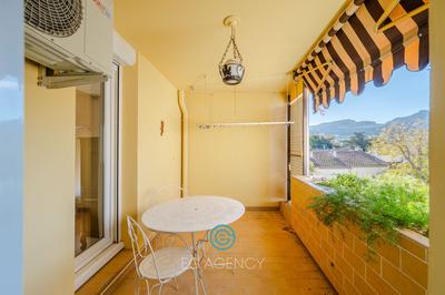 Appartement - 75 m² - 4 pièces