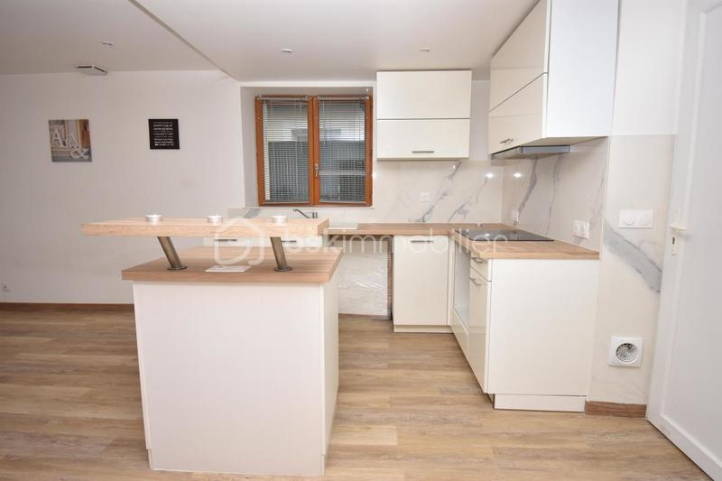 Maison - 97 m² - 5 pièces