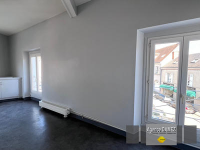 Appartement - 90 m² - 5 pièces