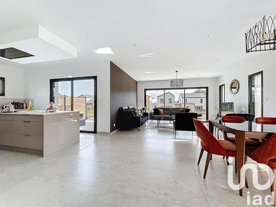 Maison - 172 m² - 6 pièces