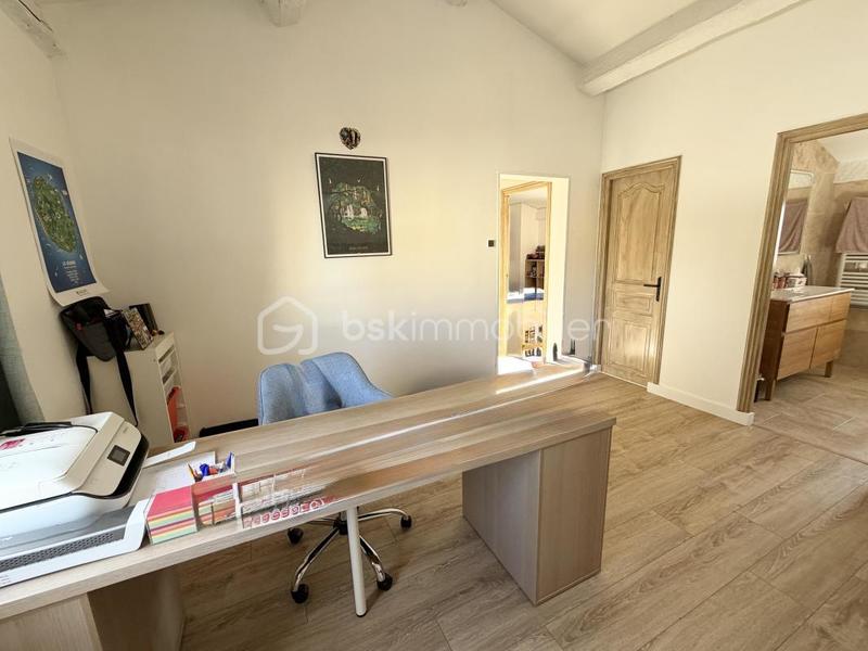 Maison - 210 m² - 8 pièces