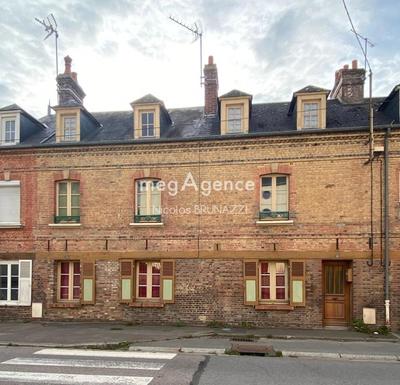 Maison de ville - 100 m² - 5 pièces