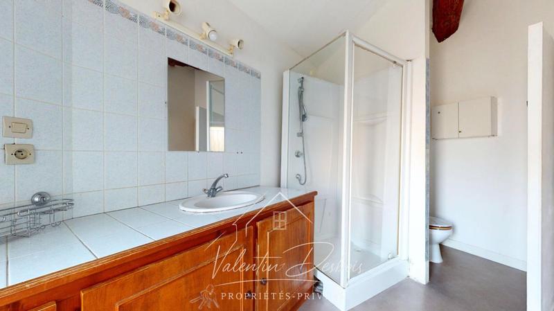 Immeuble - 130 m² - 5 pièces