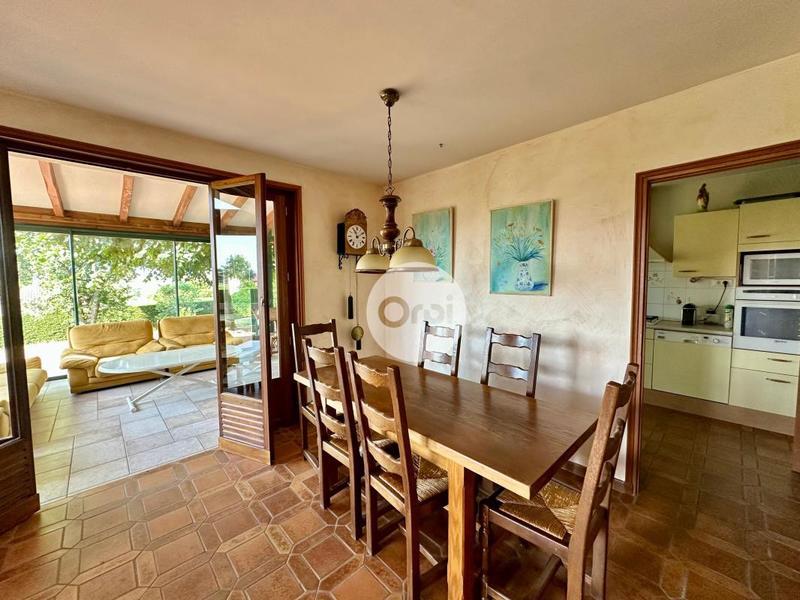 Maison - 167 m² - 6 pièces