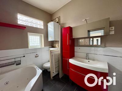 Appartement - 80 m² - 3 pièces