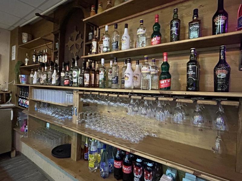 Local commercial - 438 m² - 5 pièces