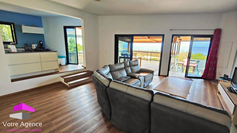 Villa - 178 m² - 6 pièces