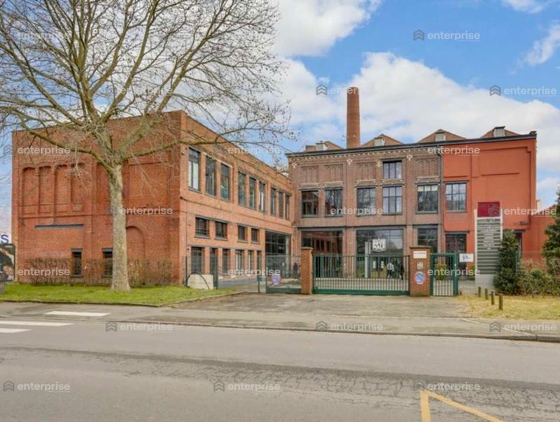 Local commercial - 321 m²