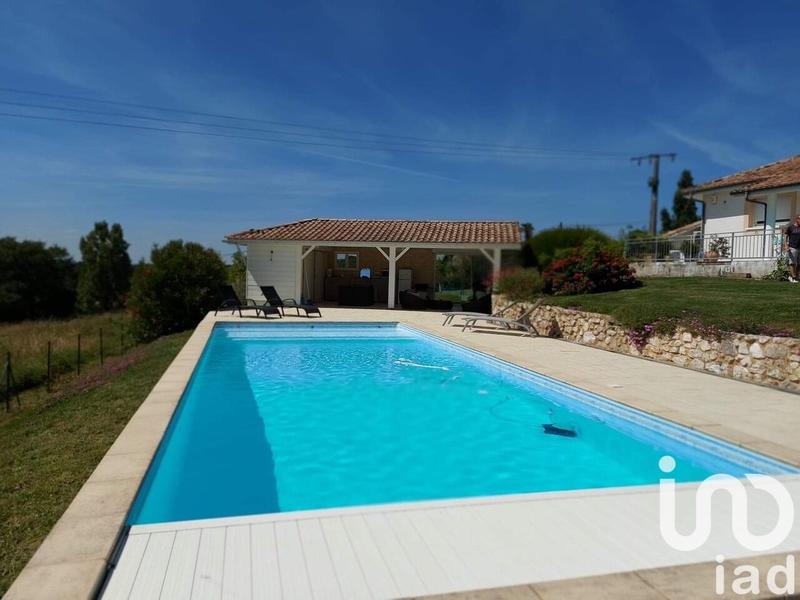 Maison - 130 m² - 5 pièces