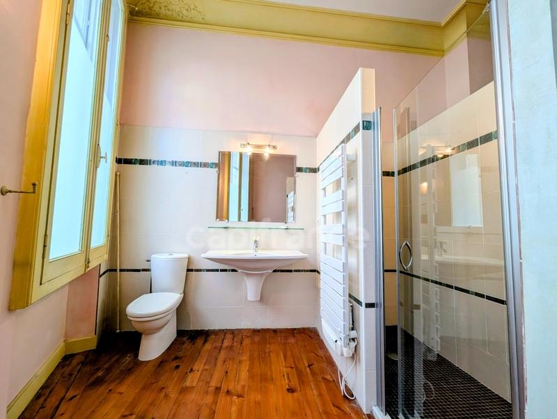 Appartement bourgeois - 148 m² - 4 pièces