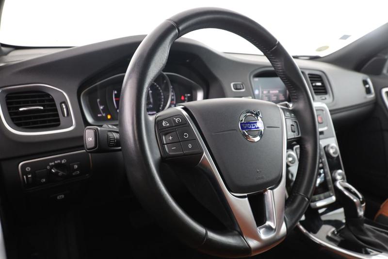 Volvo V60 2.0 D4 Oversta Edition Geartronic 8 190 ch