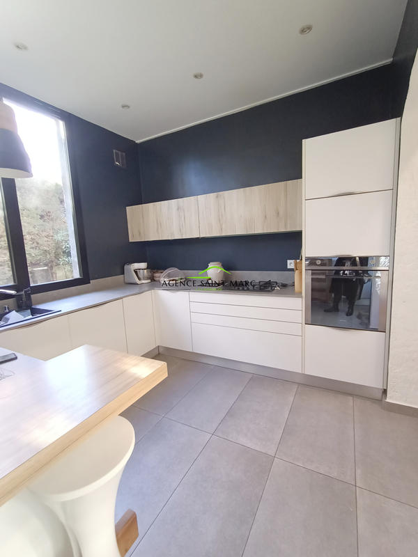 Maison - 115 m² - 5 pièces