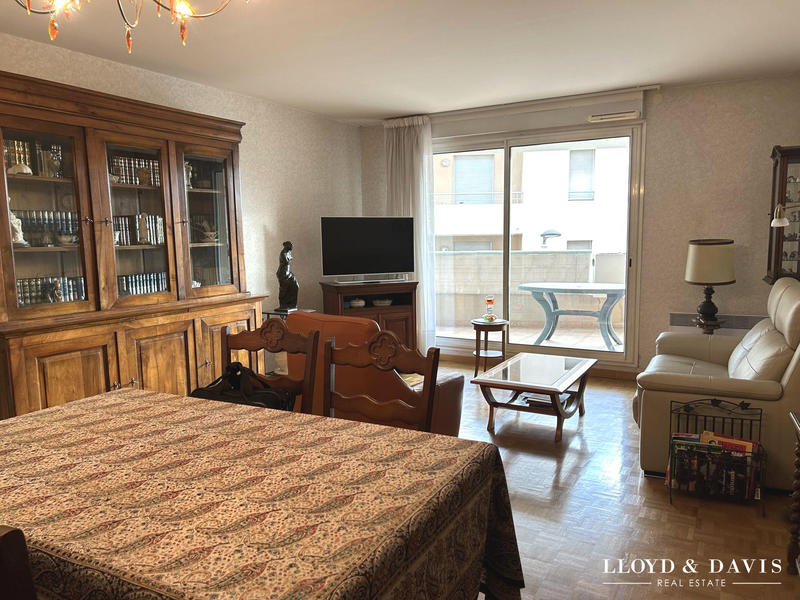 Appartement - 95 m² - 4 pièces