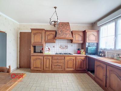 Maison - 88 m² - 4 pièces