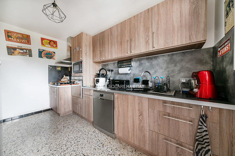 Appartement - 80 m² - 4 pièces