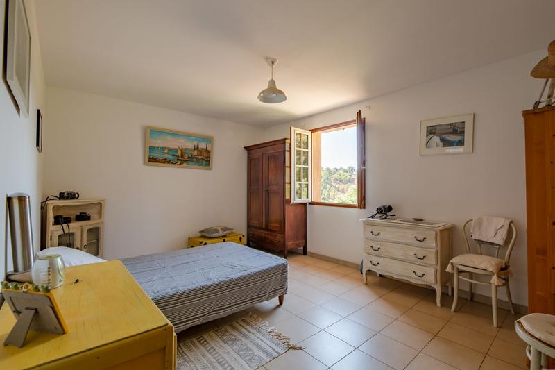 Villa - 165 m² - 8 pièces