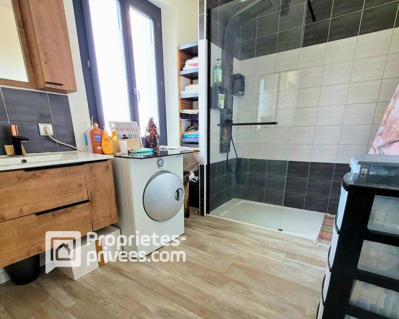 Maison - 210 m² - 9 pièces