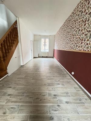 Maison - 80 m² - 5 pièces